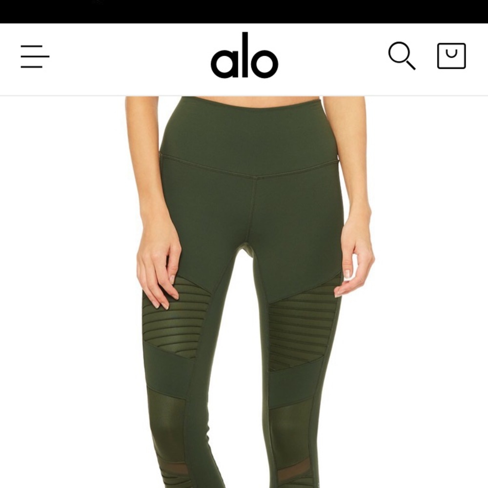 Alo Yoga Moto Leggings in Jungle Green, Large